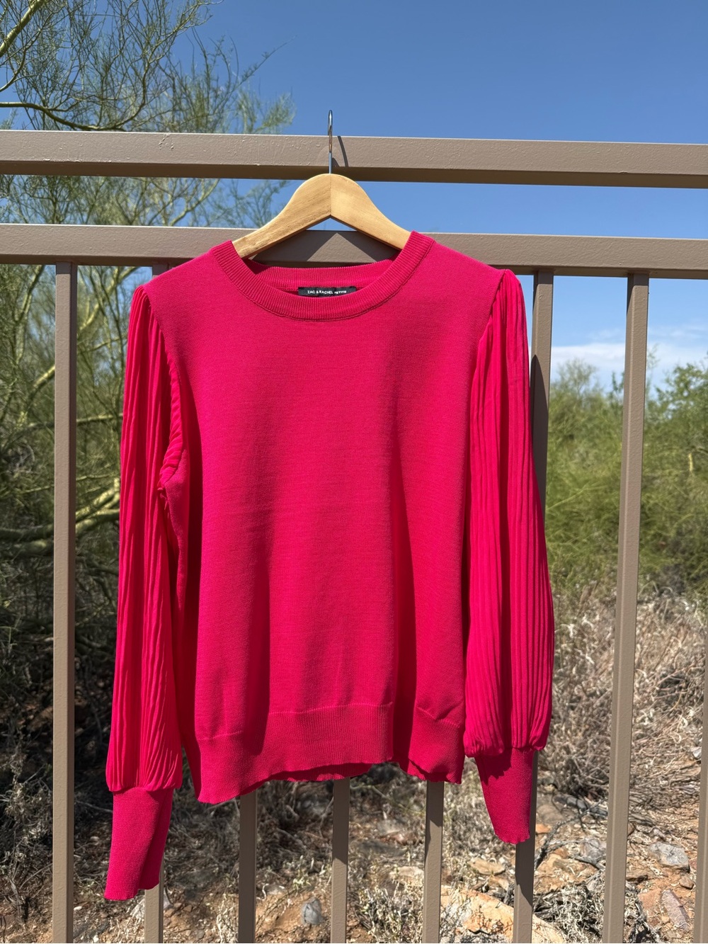 NWT Zac & Rachel Vibrant Fuchsia Pleated-Sleeve Pullover